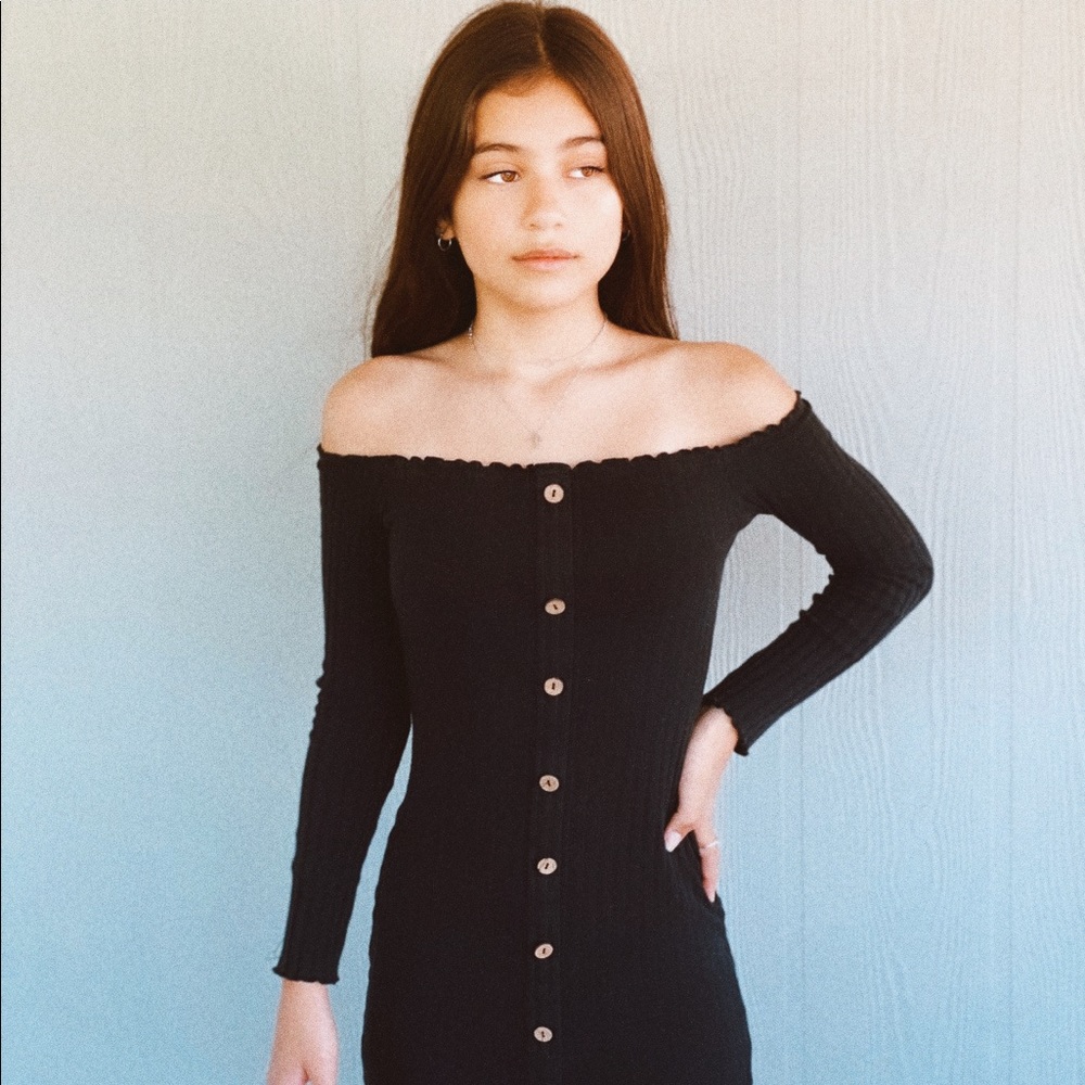 Black button front long sleeve mini dress